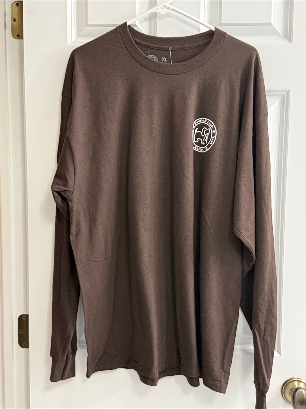 PUPPIE LOVE Long-Sleeve Graphic Tee in Brown - Casual Crewneck NWT